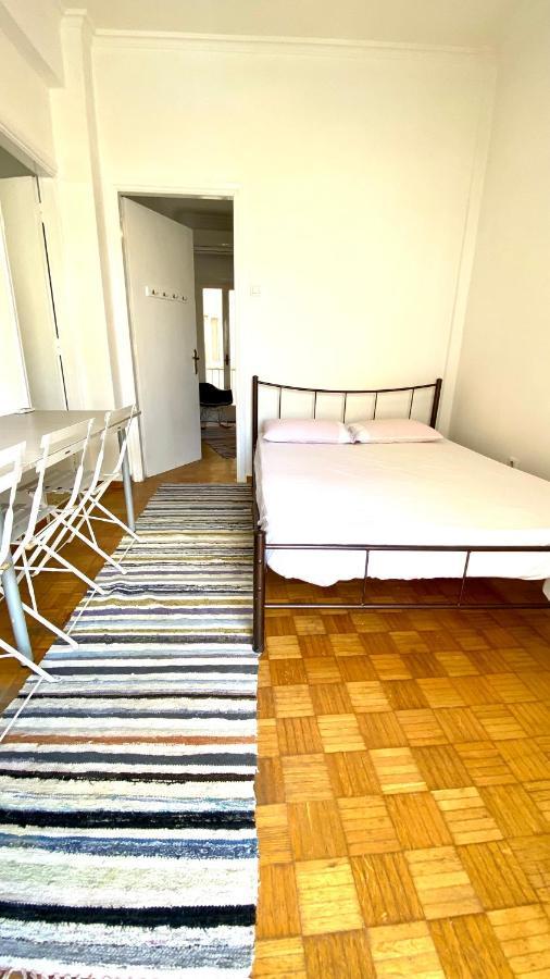 The Bohemian In Exarcheia Athens Center Apartment Exterior foto